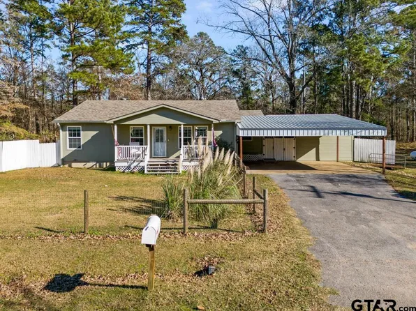 661 Crestwood Dr, Avinger, TX 75630