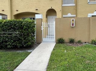 365 NW 85th Ct #1203, Miami, FL 33126