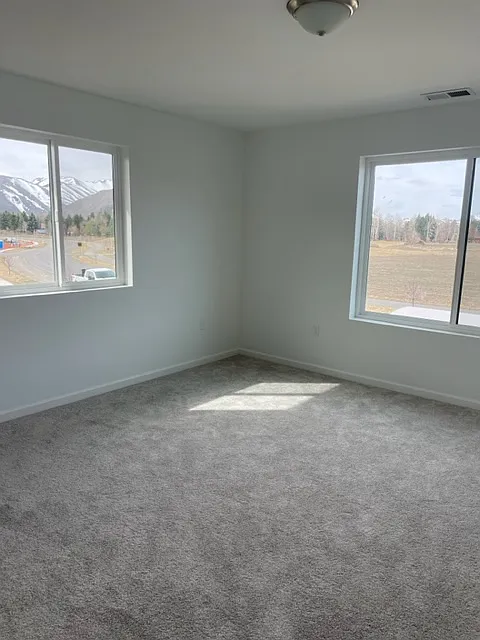 Building Photo - 240 San Badger Dr