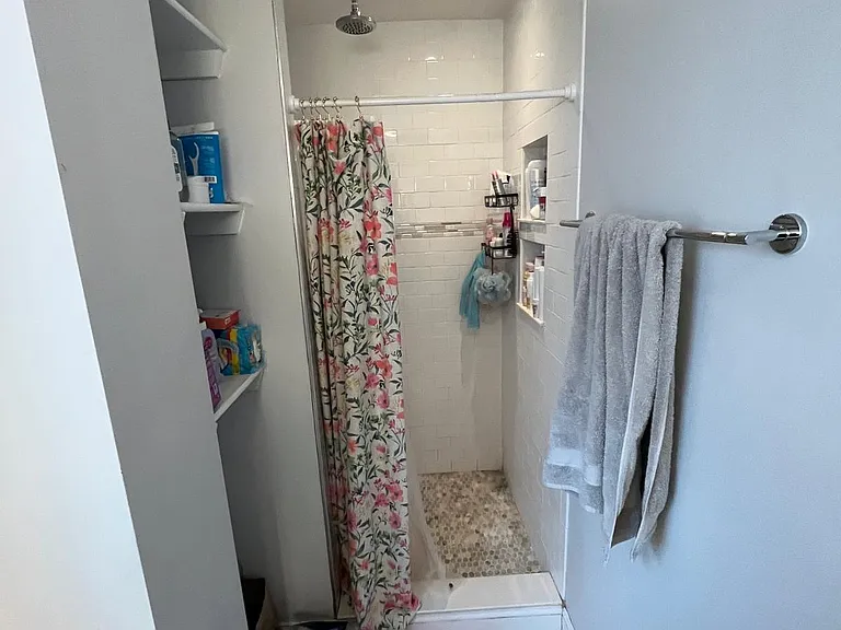 80 Hillside St #2U — Photo 8