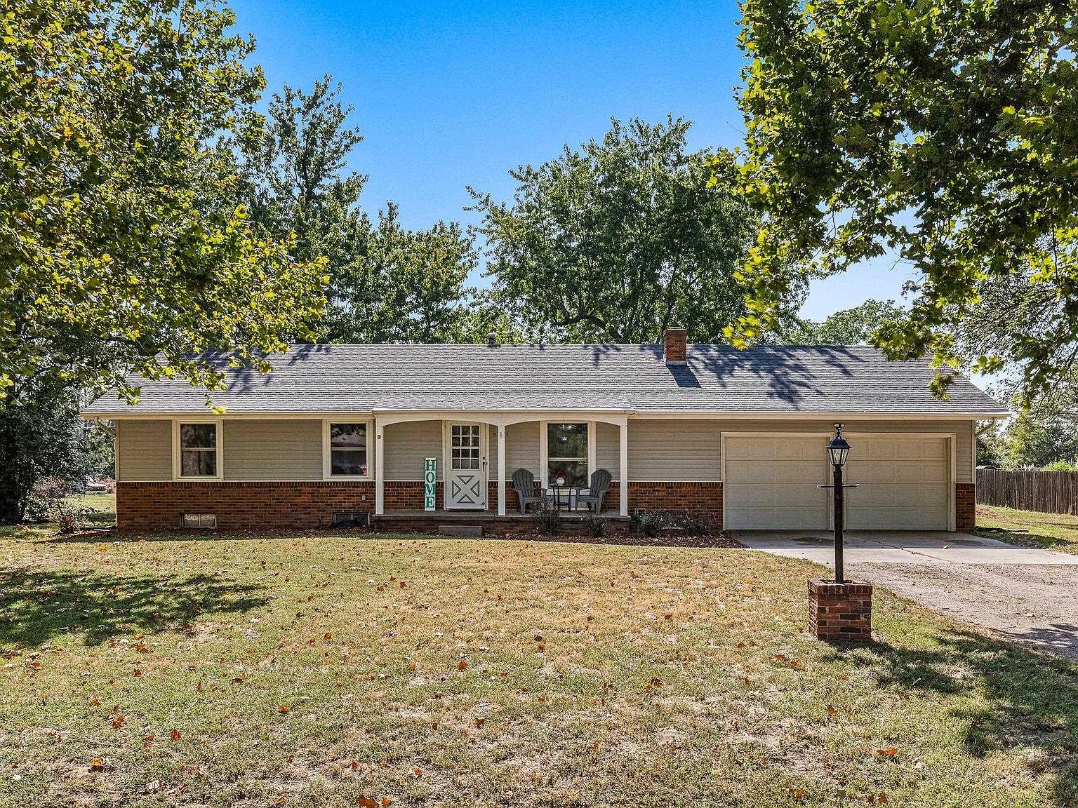 5821 Yucca Rd, Hutchinson, KS 67502 | MLS #49121 | Zillow