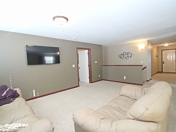 5th image of 4724 Loren Dr