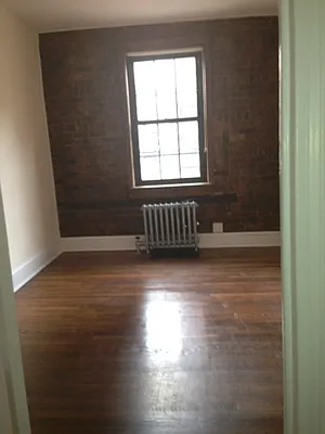 Rented by Urban Real Estate Property Group Inc | media 22