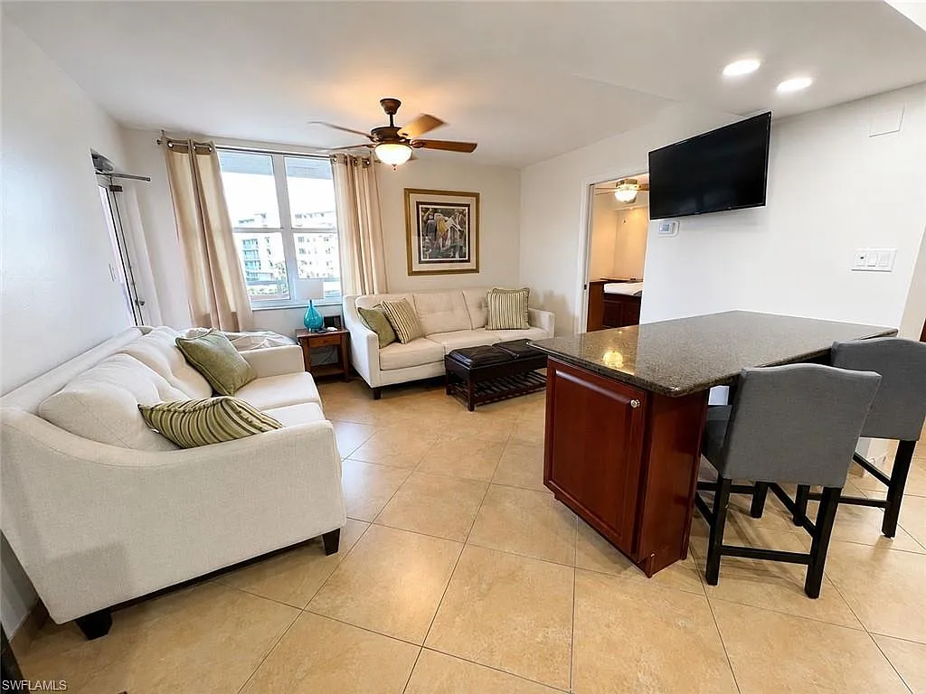 1 bed, 1.0 bath, 600 sqft, $2,500 — Photo 3