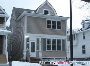 992 1/2 Reaney Ave, Saint Paul, MN 55106