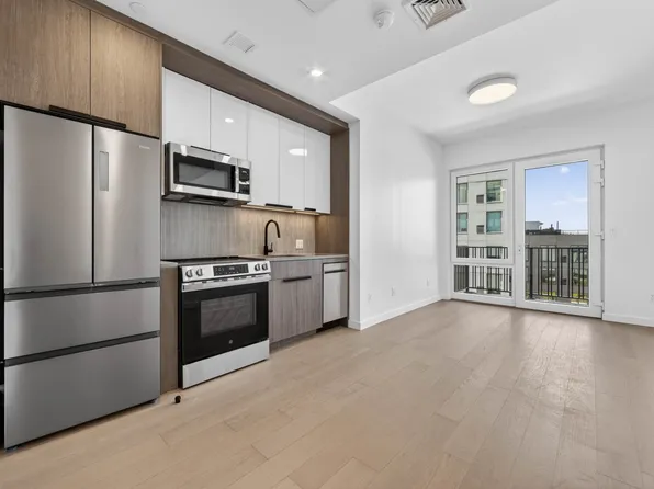 1211 Fulton Street image 1 of 13