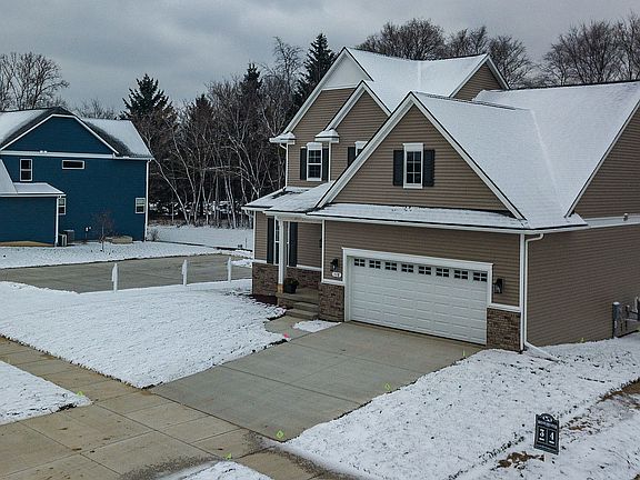 5th image of 118 Campolina St