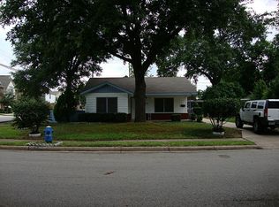 902 W 15th 1/2 St, Houston, TX 77008