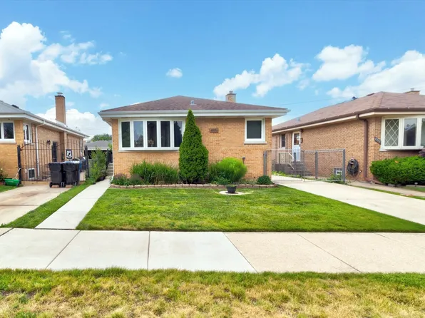 4836 N Mont Clare Ave, Chicago, IL 60656