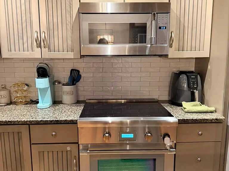 200 Wayside Rd — Photo 12