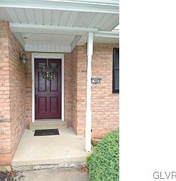 4th image of 1480 Kenwood Dr