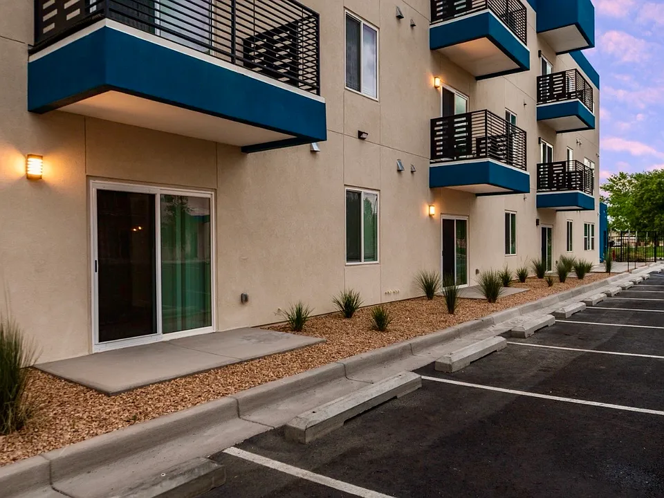 Nouri Apartments