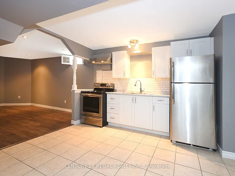 25 Monte Carlo Dr #BASEMENT — Photo 3