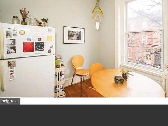 3rd image of 947 N 5th St APT 1
