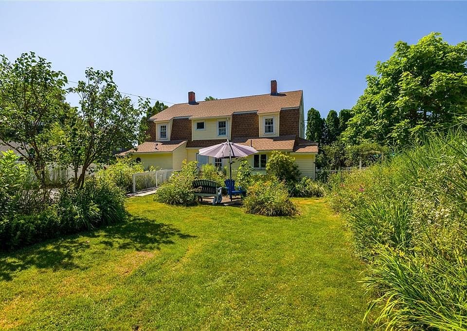 1588 Voluntown Rd, Jewett City, CT 06351 Zillow