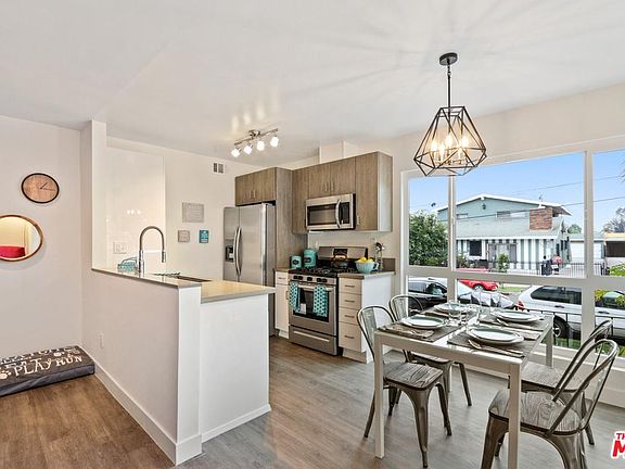 5th image of 720 N Market St APT 7