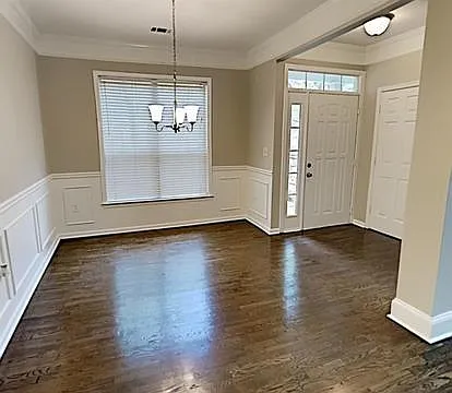 518 Sandringham Dr — Photo 28