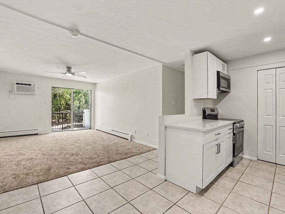 1st image of 1300 Golden Cir
