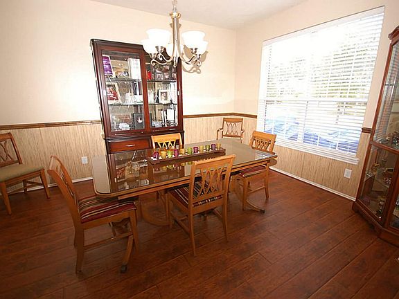 Can you imagine yourself making lifetime memories in this dining area with family and friends?  Who will cut into the first turkey?