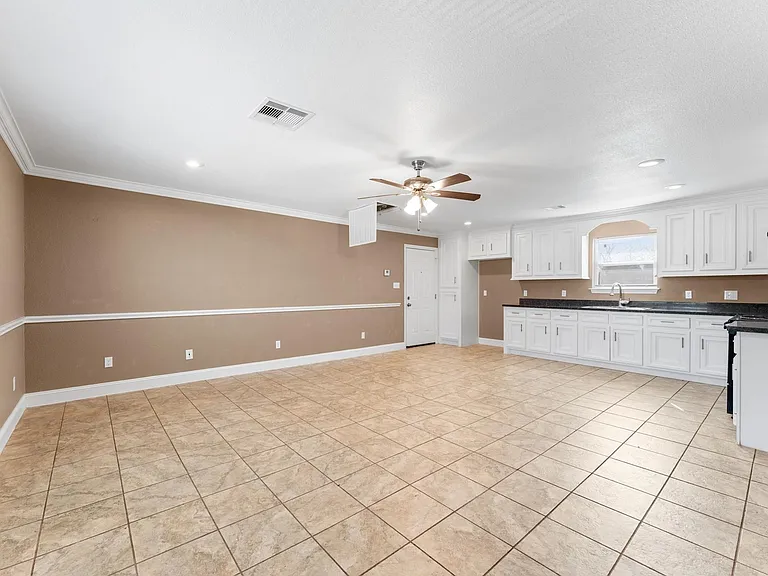 8221 Brockton St #B — Photo 10
