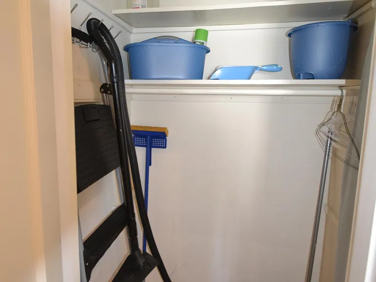 908 Ellison Ave #4 — Photo 17