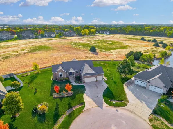3451 Deer Ridge Ct, Rose Hill, KS 67133