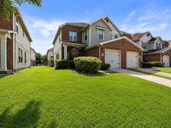 8011 Fisher Glen Ln, Houston, TX 77072