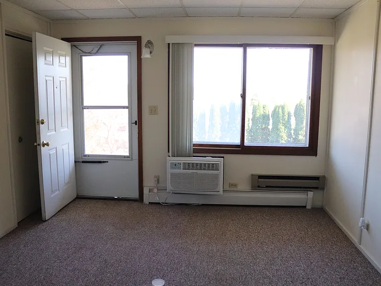 65 Cornforth Rd #8 — Photo 8