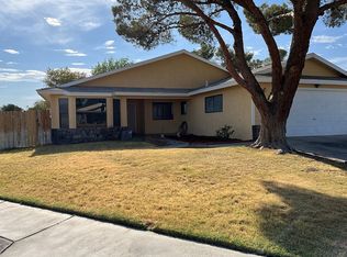 449 S Holly Canyon Dr, Ridgecrest, CA 93555