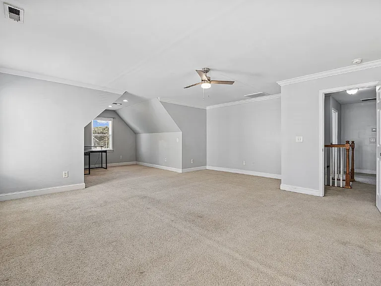 190 Hamilton Way — Photo 21