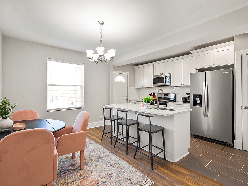 1st image of 3206 W Leigh St