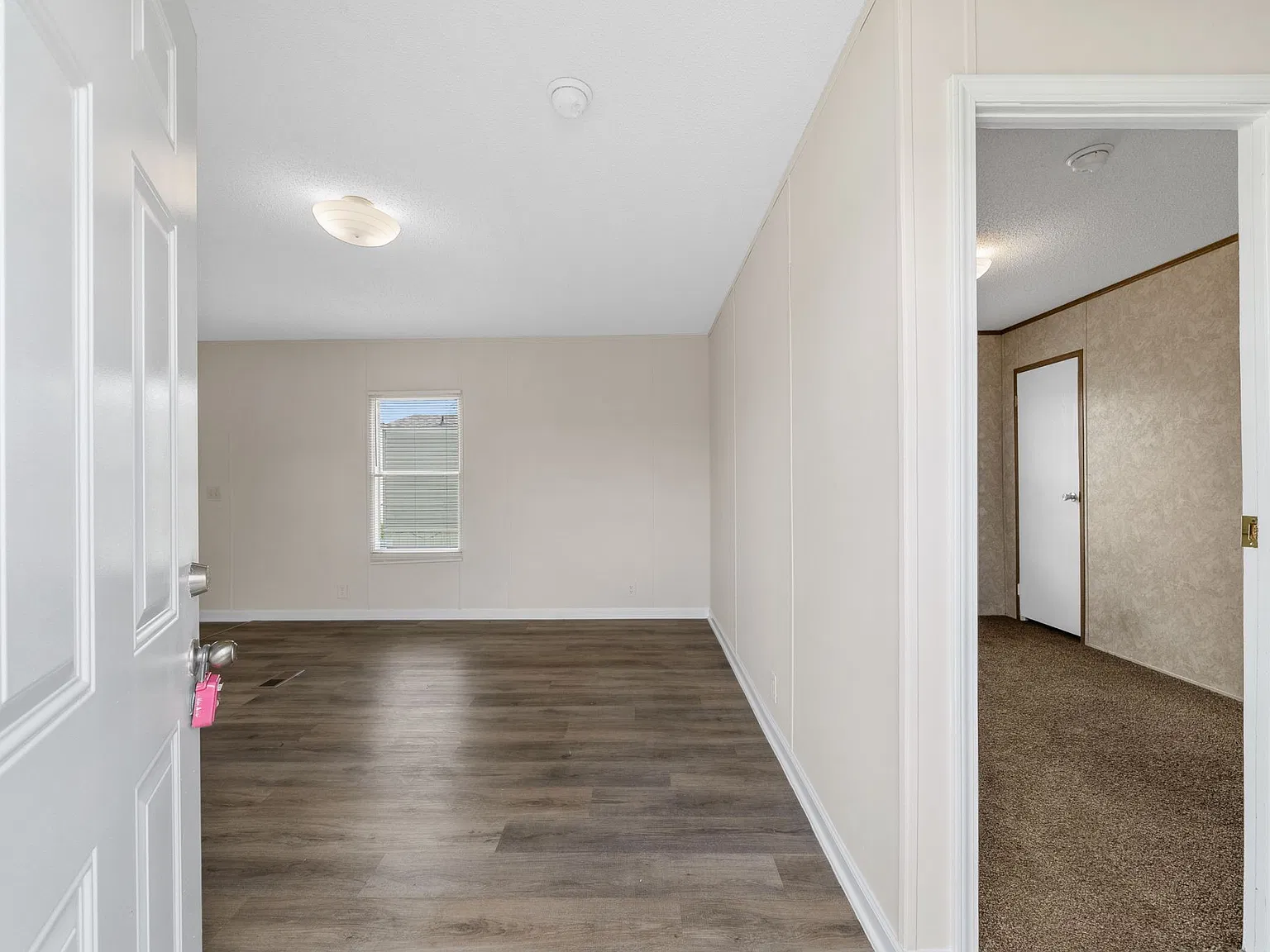 2 bed, 1.0 bath, 840 sqft, $895 — Photo 3