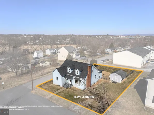 141 Maple Ave, Charles Town, WV 25414