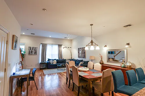 24 Harvard St #2 Photo 1