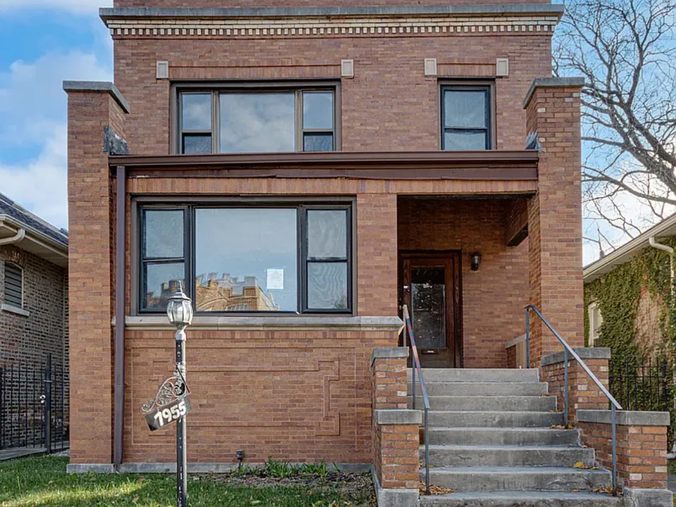 7955 S Elizabeth St #2