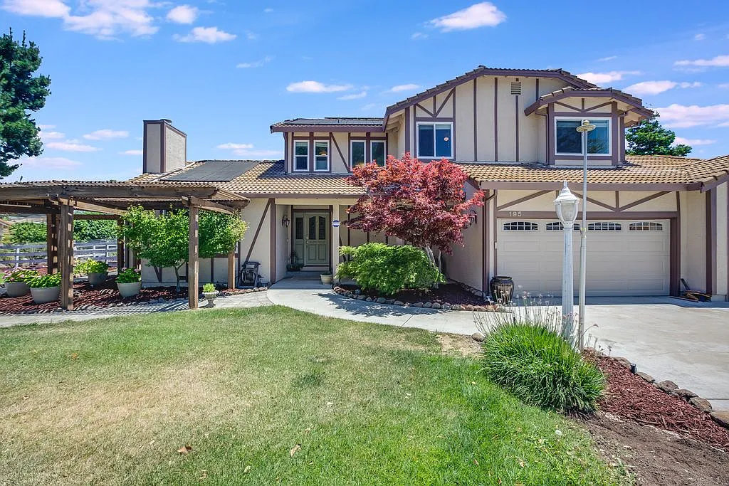 195 Kane Dr photo 1