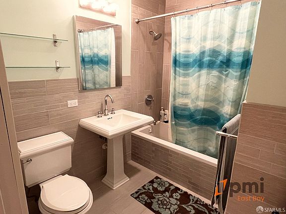 2nd image of 303 Virginia St APT C