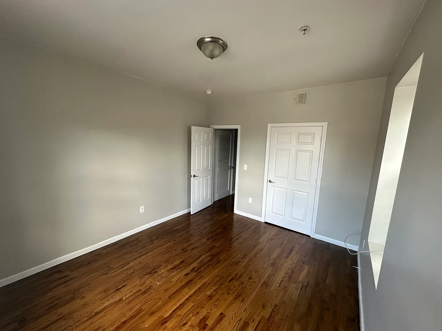 2 bed, $1,650 — Photo 2