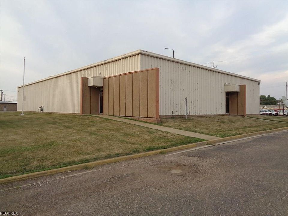 1st image of 715 Commercial Pkwy
