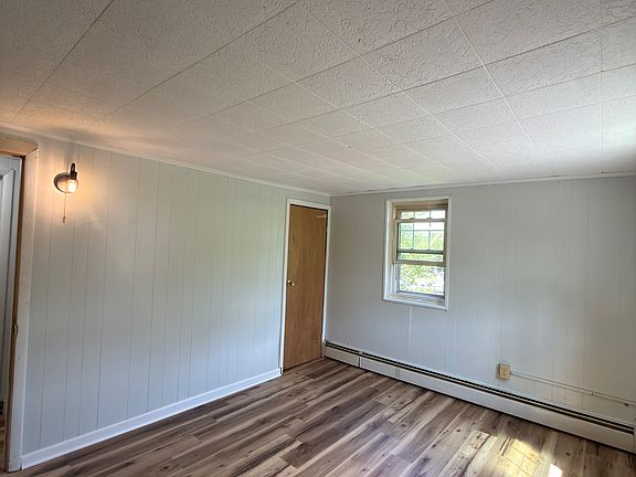 5th image of 719 E Ridge St #1