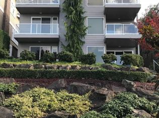 1212 9th Ave W APT 3, Seattle, WA 98119