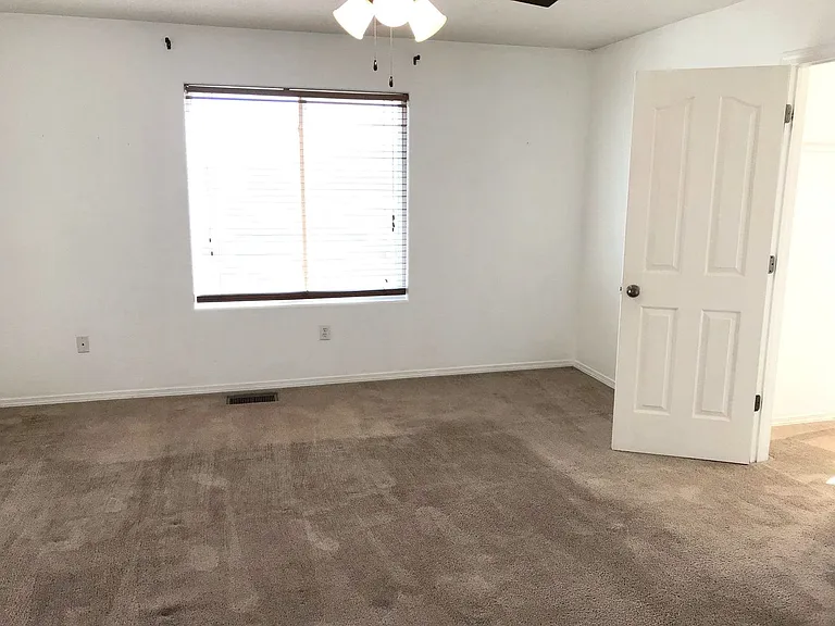 3612 Clear Creek Rd NE — Photo 34