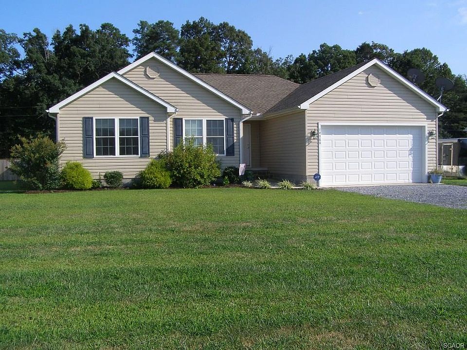 1st image of 19384 McKenzie Ct