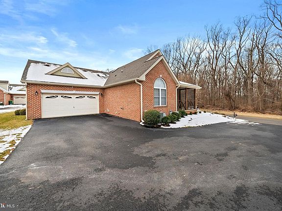 2nd image of 26 Lynthwaite Farm Ln