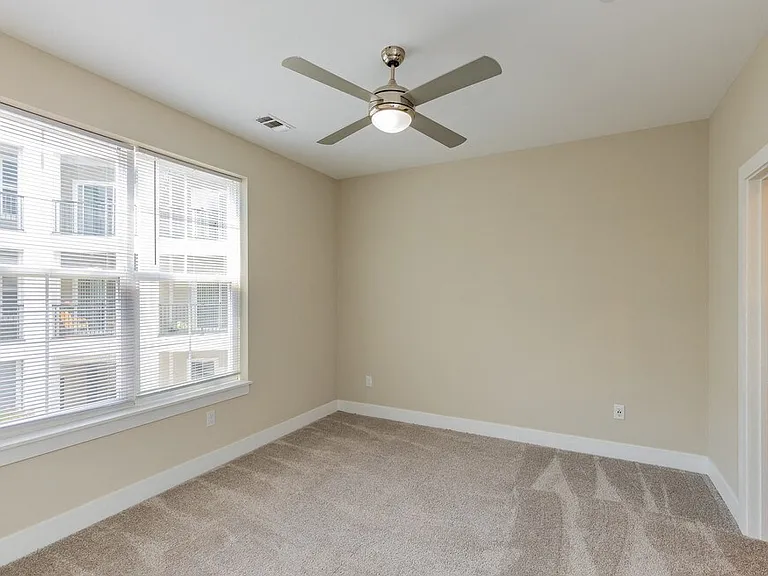 The Flats at Summit Station — Photo 19