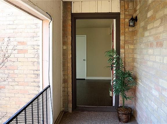 3rd image of 6008 Westridge Ln APT 502