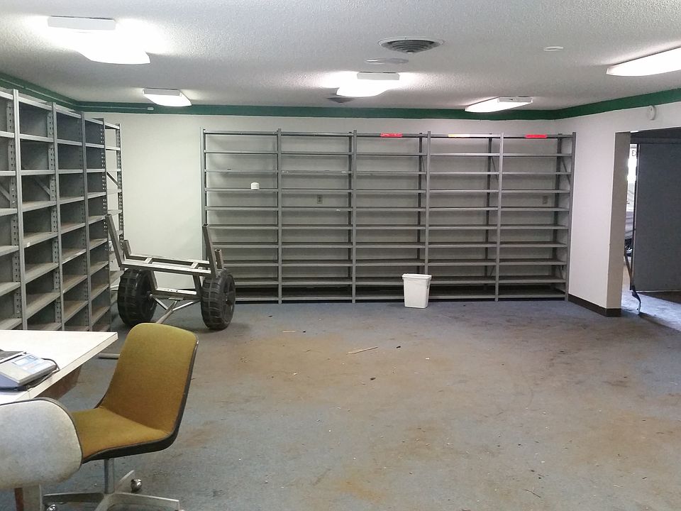 1st image of 2155 W Lincoln Ave