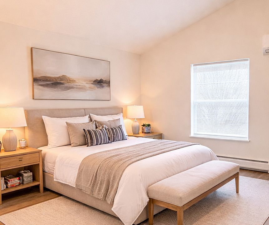 Virtual staging of bedroom 2