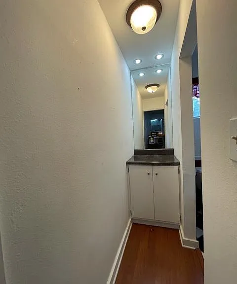 815 W Pensacola St #7 — Photo 12