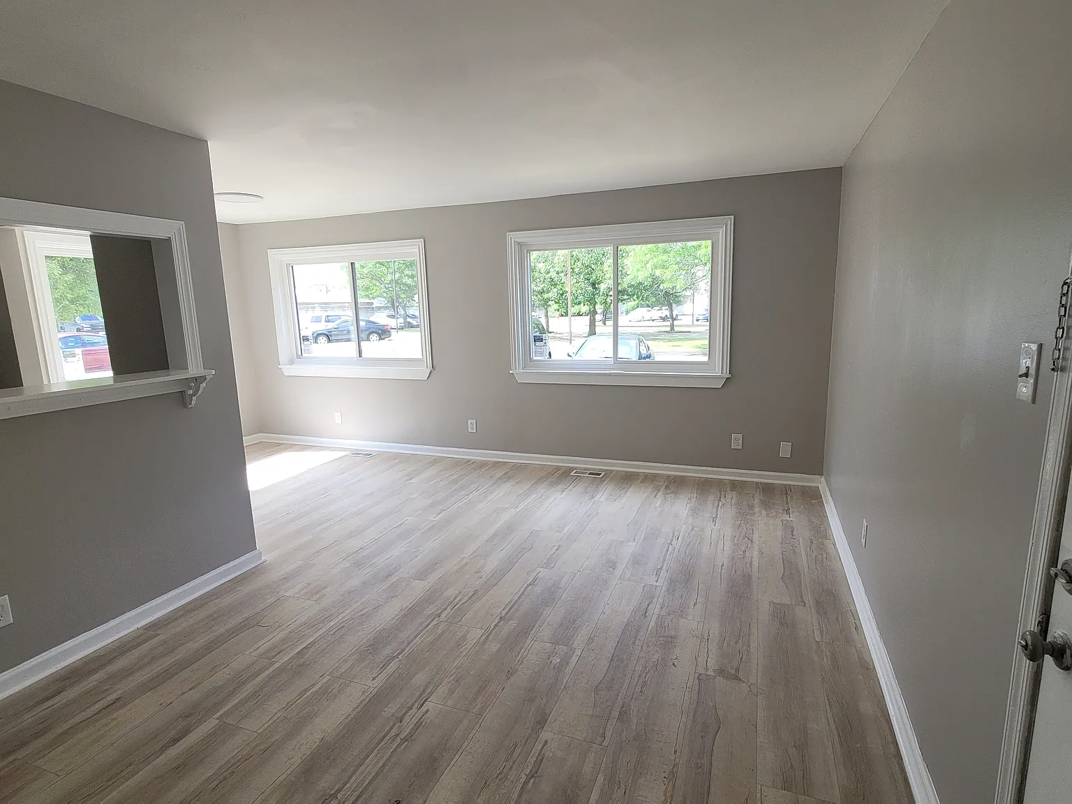 2 bed, $1,900 — Photo 1